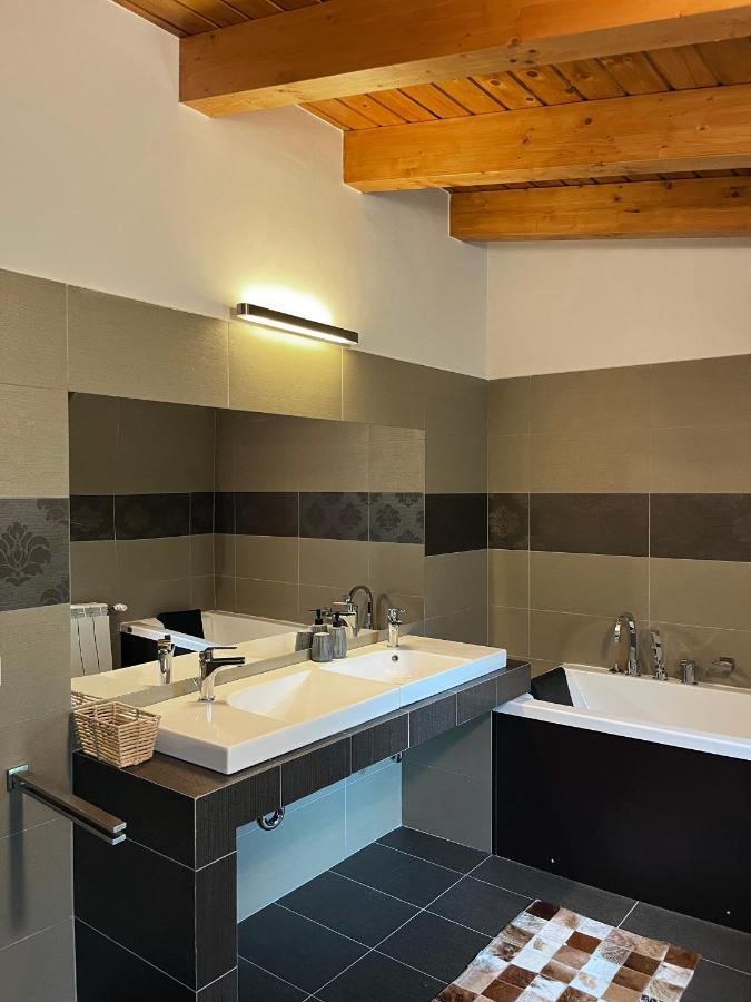 Bazalt Wellness Villa Harghita-Bai Exterior photo